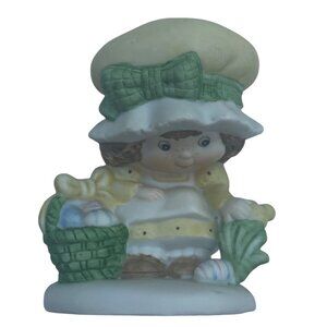 Vtg Heartline Miss Mitzie Collectible Figurine Porcelain Easter Basket Egg 3.25"
